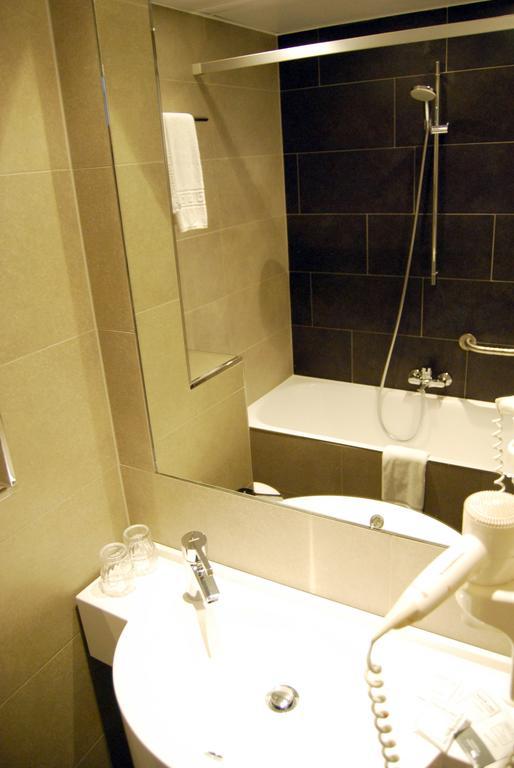 Hotel Melinda Остенде Номер фото