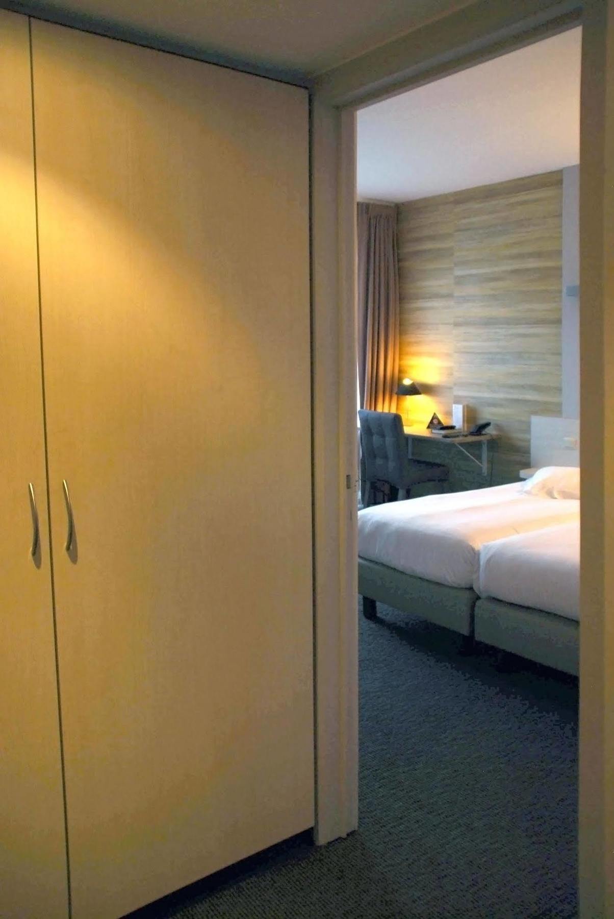 Hotel Melinda Остенде Экстерьер фото